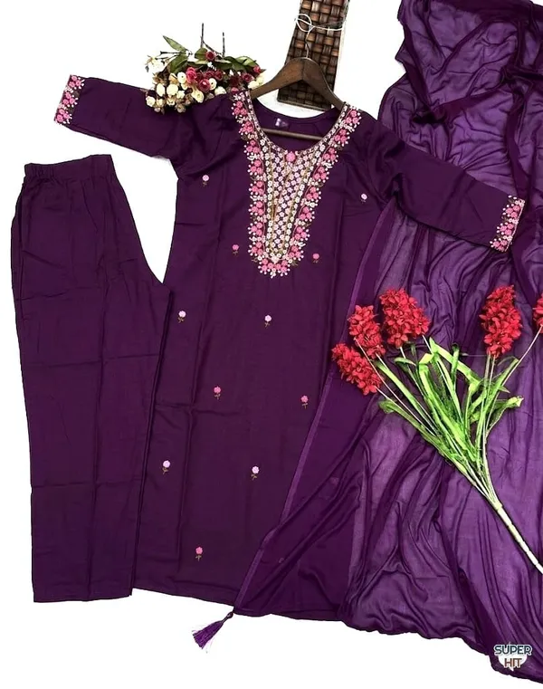 Exclusive_Summer_Special_Rayon_Slub_Kurti_Pant_Dupatta_Set