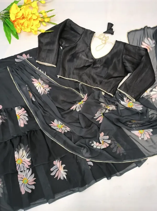 Faux_Georgette_Ruffle_Ready_to_Wear_Saree_with_Blouse