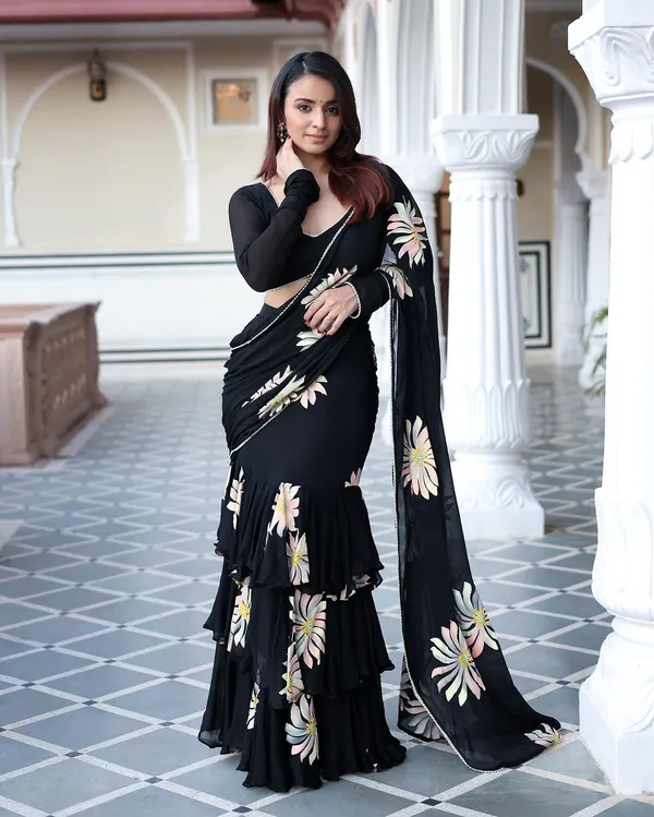 Faux_Georgette_Ruffle_Ready_to_Wear_Saree_with_Blouse
