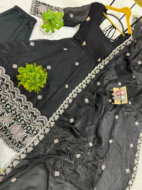 Fendy_Satin_Heavy_Embroidery_Gown_Plazzo_Dupatta_Set