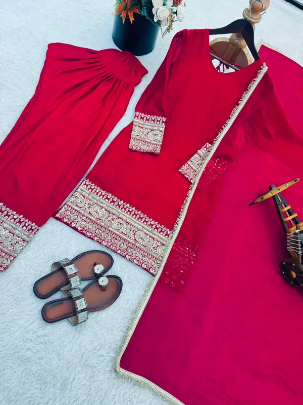 Fendy_Silk_Embroidered_Top_Farshi_Pent_Dupatta_Set