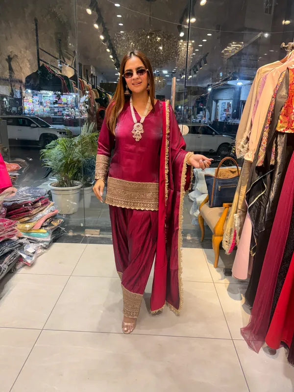 Fendy_Silk_Embroidered_Top_Farshi_Pent_Dupatta_Set