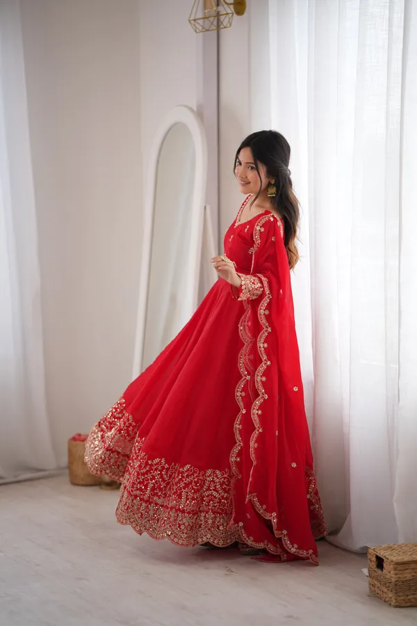 Fendy_Silk_Embroidery_Gown_Set_with_Dupatta