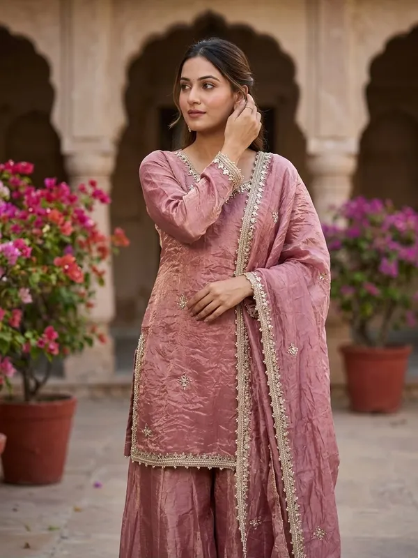 Fendy_Silk_Embroidery_Sequence_and_Real_Mirror_Work_Set
