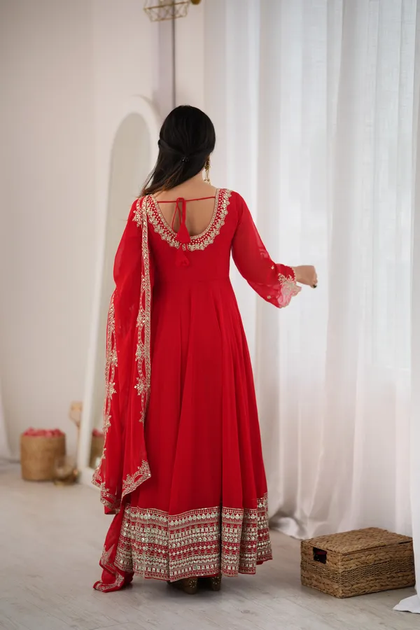 Festival_Special_Heavy_Georgette_Paper_Mirror_Embroidery_Gown_Set