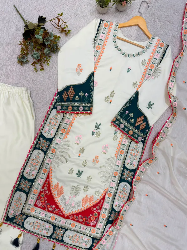 Festival_Special_Kaftaan_with_Pant_and_Dupatta