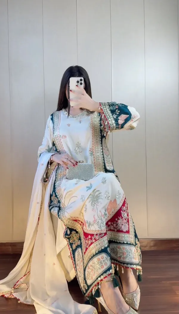 Festival_Special_Kaftaan_with_Pant_and_Dupatta
