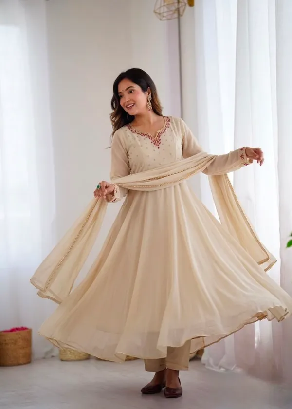 Fox_Georgette_Handwork_Party_Wear_Gown_Set