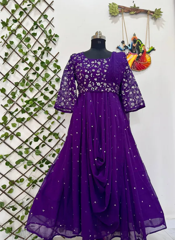 Georgette_Gown_with_Attached_Dupatta_&_Belt