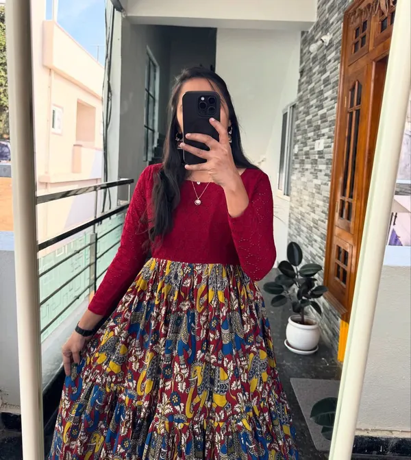 Hakuba_&_Muslin_Kalamkari_Print_Anarkali_Top_with_4_Meter_Flair