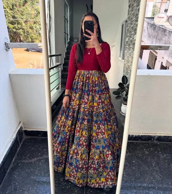 Hakuba_&_Muslin_Kalamkari_Print_Anarkali_Top_with_4_Meter_Flair