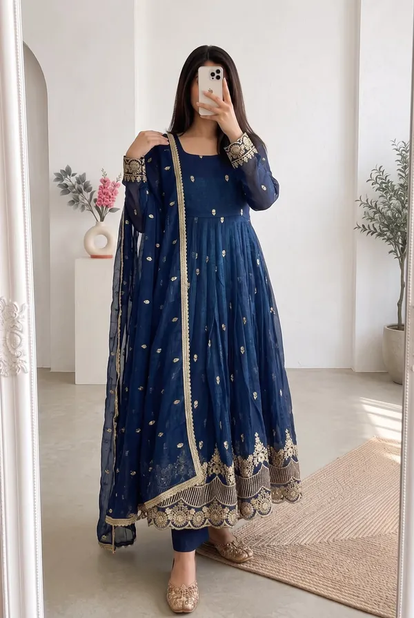 Heavy_Crunchy_Silk_Embroidery_Party_Wear_Gown_Set