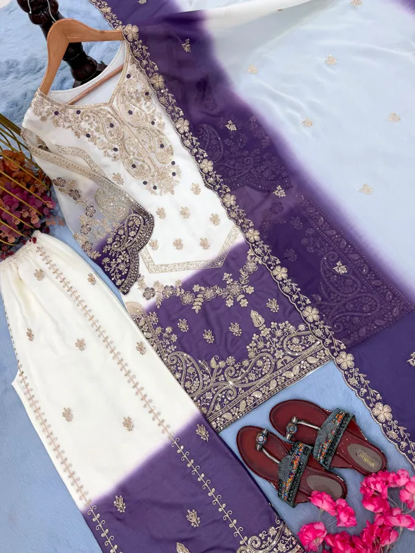 Heavy_Dual_Tone_Peding_Star_Georgette_Embroidered_Set