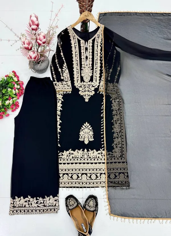 Heavy_Faux_Georgette_Pakistani_Suit_Set
