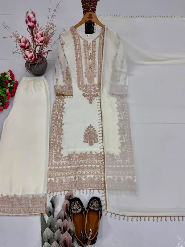 Heavy_Faux_Georgette_Pakistani_Suit_Set