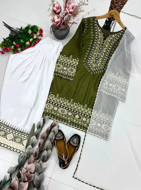 Heavy_Natural_Silk_Embroidered_3-Piece_Suit_Set