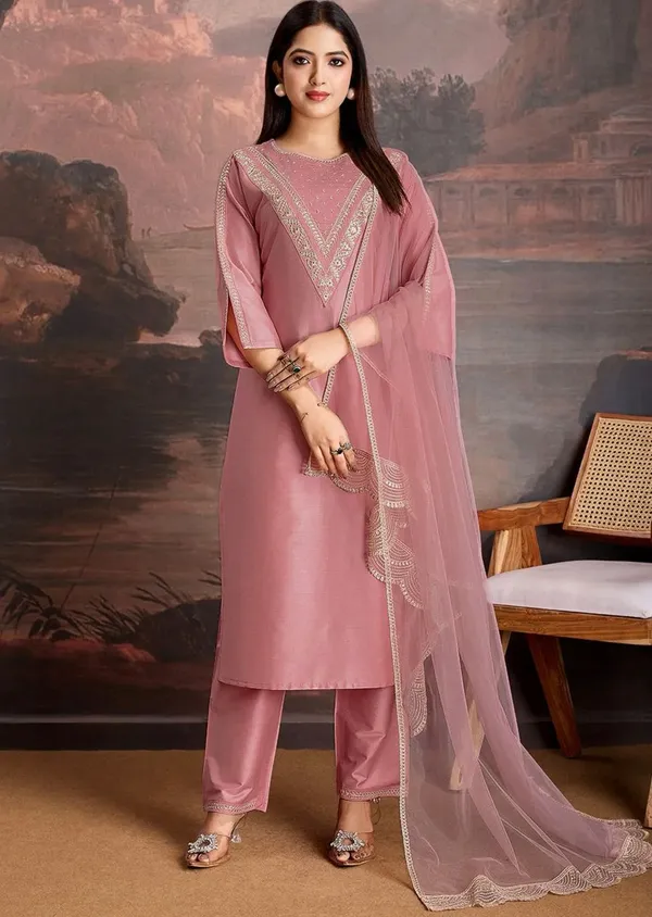 Heavy_Roman_Embroidered_Suit_Set