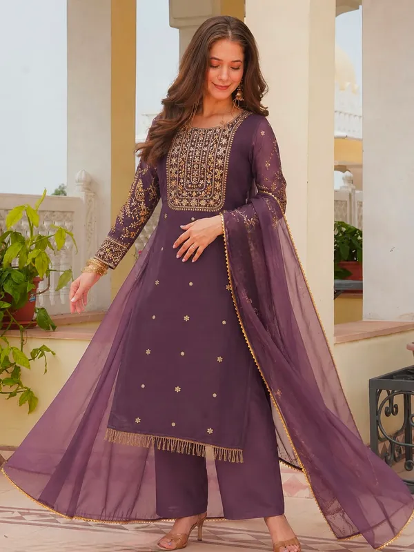 Heavy_Roman_Shimar_Embroidery_Top_Pent_Dupatta_Set