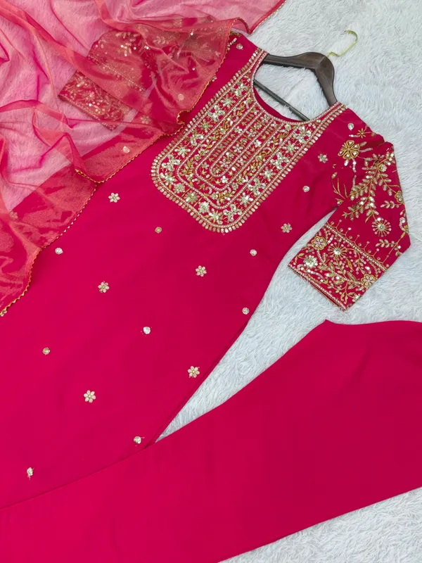 Heavy_Roman_Shimar_Embroidery_Top_Pent_Dupatta_Set