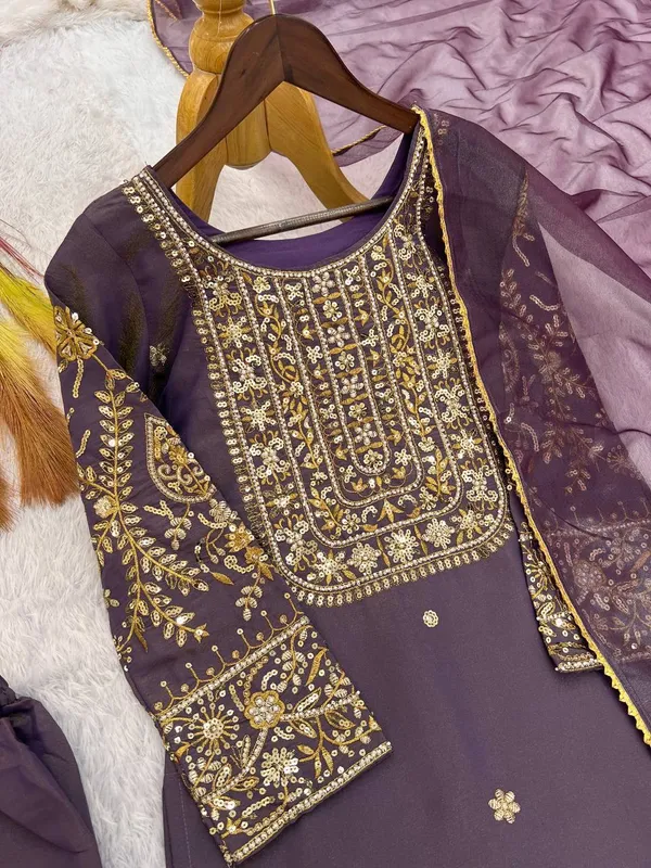 Heavy_Roman_Shimar_Embroidery_Top_Pent_Dupatta_Set