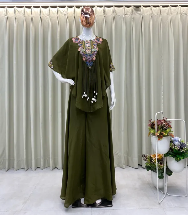 Indo-Western_Sequence_Embroidered_3-Piece_Set