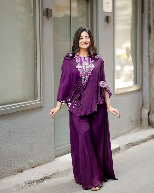 Indo-Western_Sequence_Embroidered_3-Piece_Set