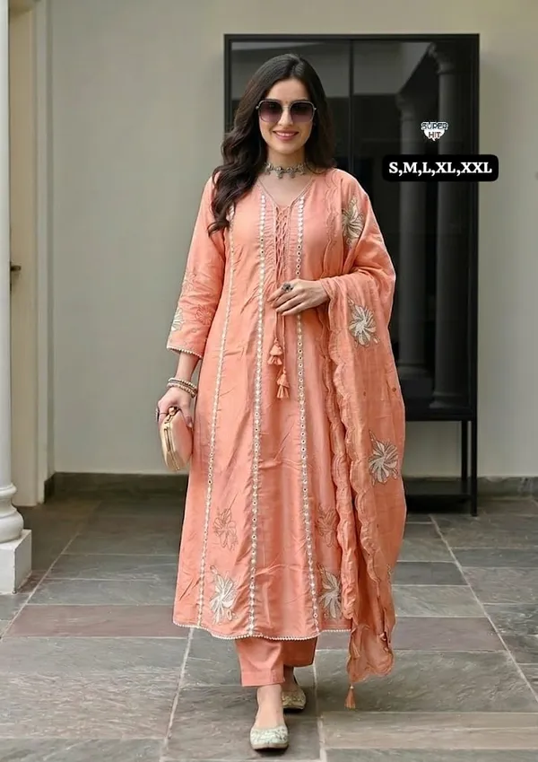 Heavy_Chanderi_Silk_Embroidered_Kurti_Set