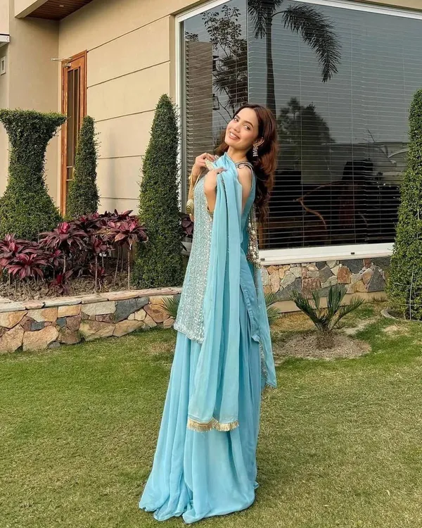 New_Designer_Party_Top_Pallazo_&_Dupatta_Set