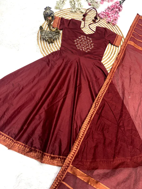 Pattu_Cotton_Traditional_Top_Dupatta_Set