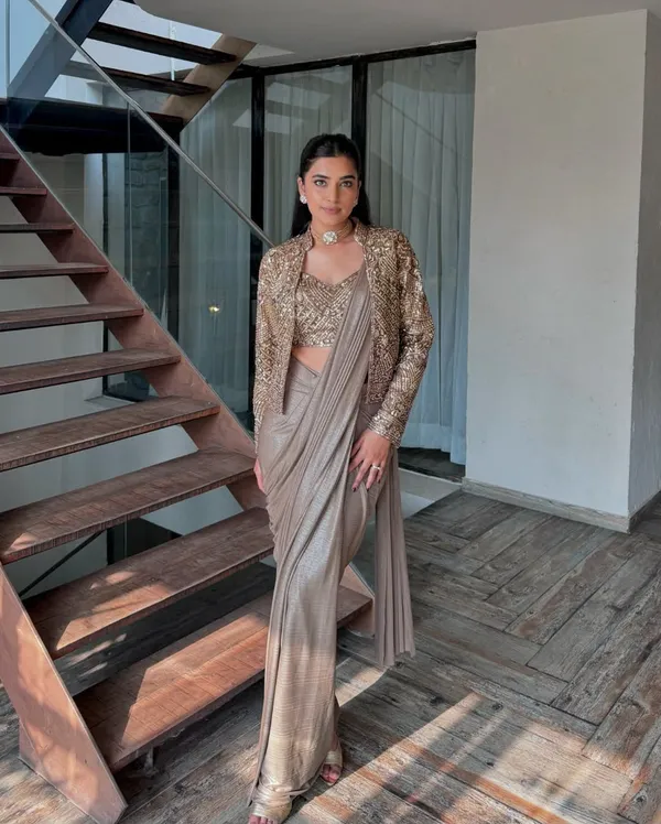 Premium_Chinon_Silk_Ready-to-Wear_Lehenga_Saree_Set_with_Jacket