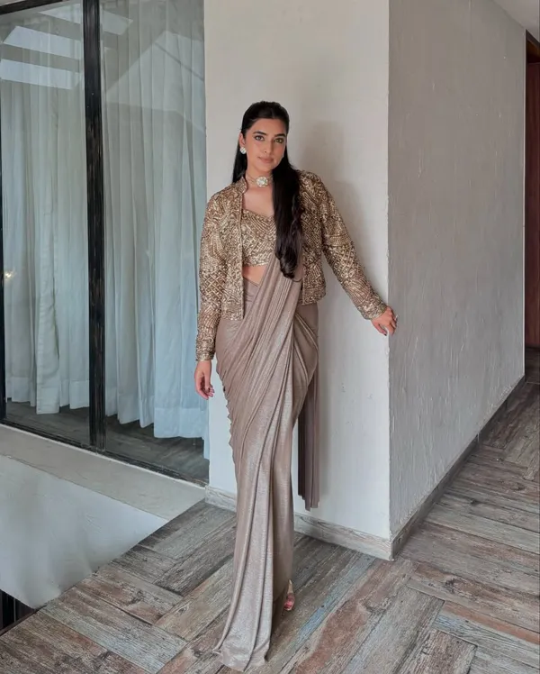 Premium_Chinon_Silk_Ready-to-Wear_Lehenga_Saree_Set_with_Jacket