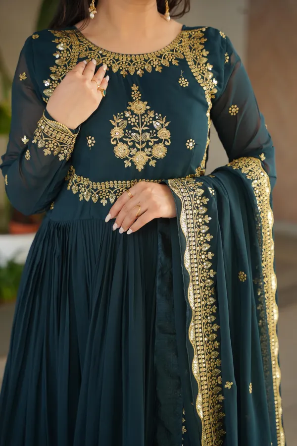 Premium_Designer_Readymade_Gown_Dupatta_Set