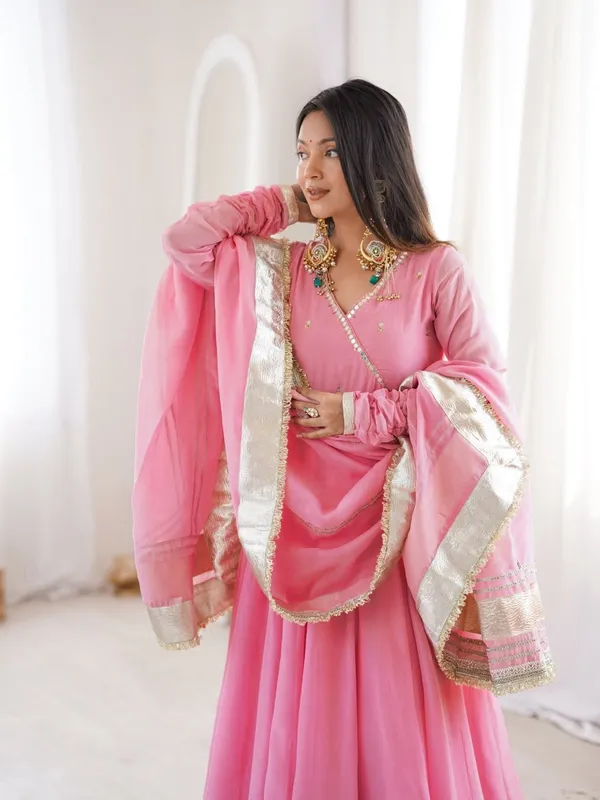 Premium_Elegance_Tabby_Organza_Silk_Anarkali_Set