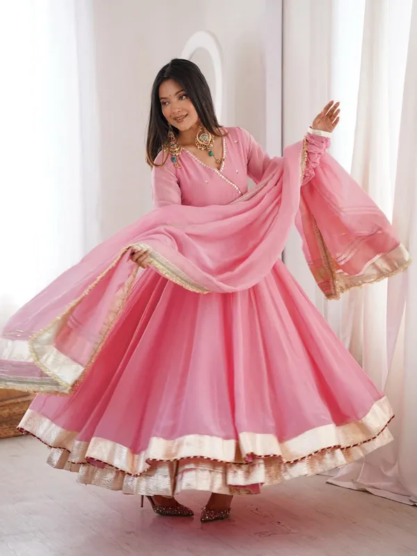 Premium_Elegance_Tabby_Organza_Silk_Anarkali_Set