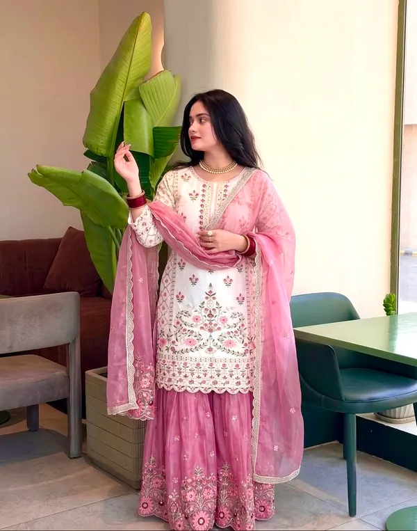 Pur_Gmy_Silk_Heavy_Embroidery_Top_Plazzo_Dupatta_Set