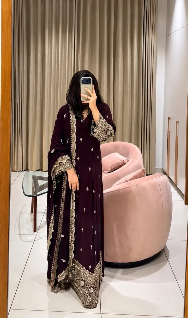 Pure_Blooming_Georgette_Embroidered_Gown_Pent_Dupatta_Set