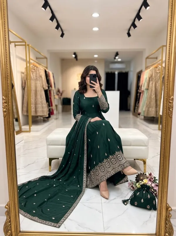 Pure_Chinon_Silk_Embroidered_Gown_Pent_Dupatta_Set
