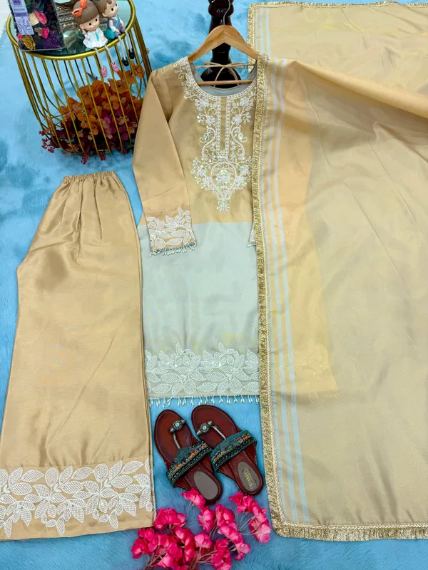 Pure_Dual_Tone_Banarasi_Silk_Top_Plazzo_Set
