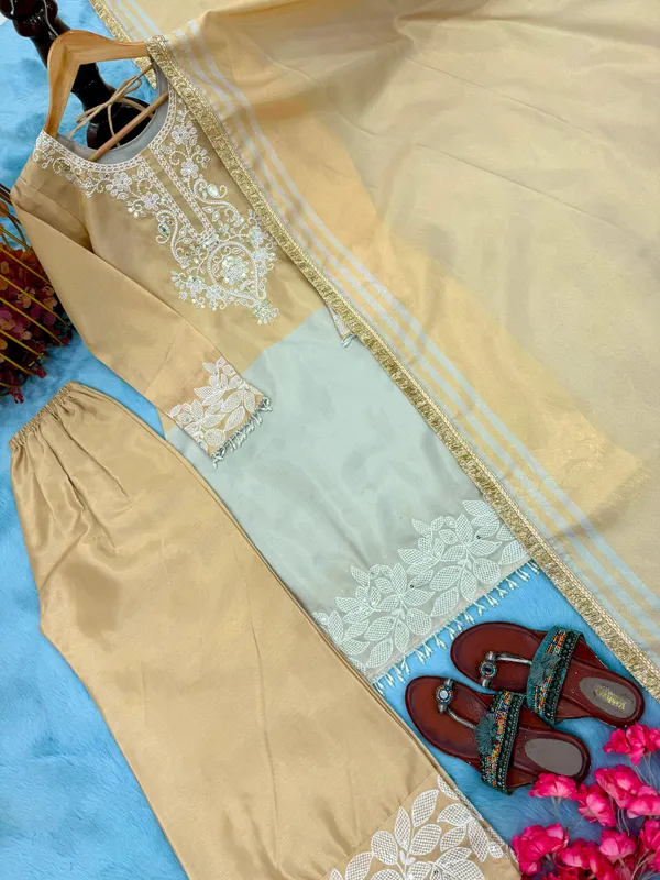 Pure_Dual_Tone_Banarasi_Silk_Top_Plazzo_Set