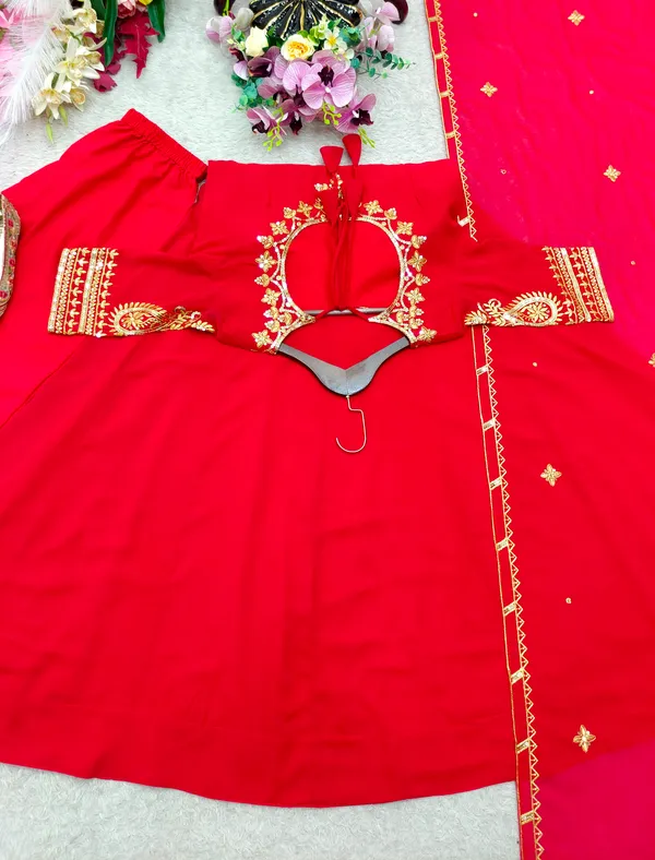 Pure_Fox_Georgette_Embroidered_Gown_Pent_Dupatta_Set