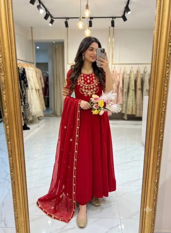 Pure_Fox_Georgette_Embroidered_Gown_Pent_Dupatta_Set