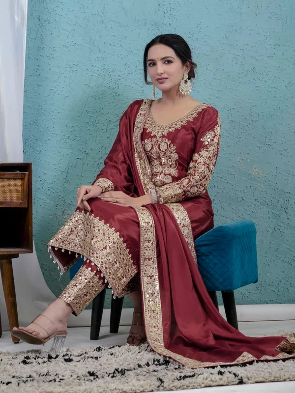 Pure_Heavy_Chinnon_Silk_Heavy_Embroidery_Coding_Sequence_Work_Set