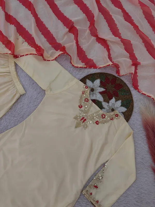 Pure_Natural_Creape_Silk_Embroidered_Top_Plazzo_Dupatta_Set
