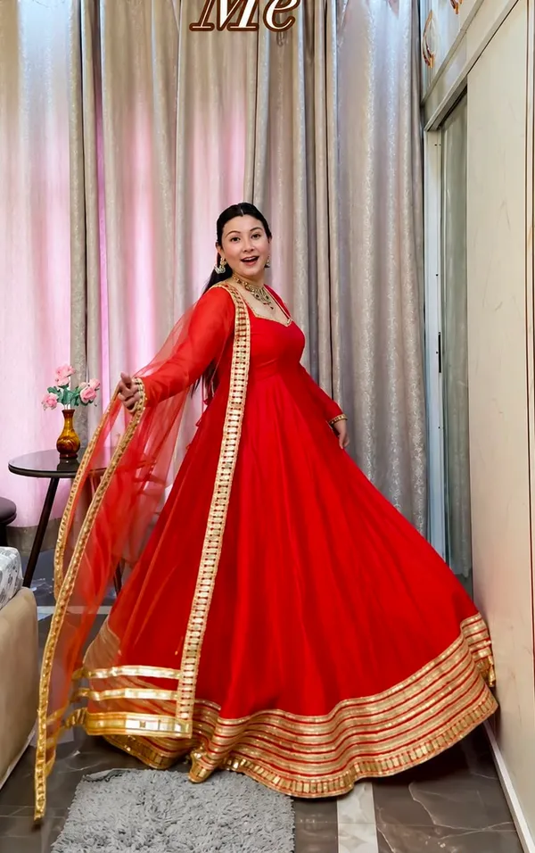 Pure_Roman_Silk_Embroidery_Gown_Pent_Dupatta_Set