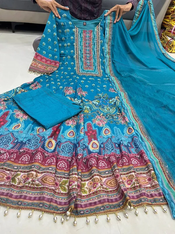 Rajasthani_Full_Anarkali_Set_with_Mirror_&_Hand_Work