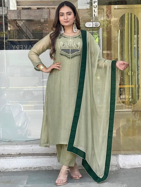 Rakhi_Special_A-Line_3_Pieces_Kurta_Set