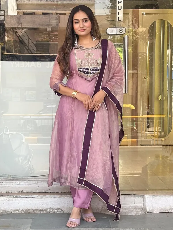 Rakhi_Special_A-Line_3_Pieces_Kurta_Set