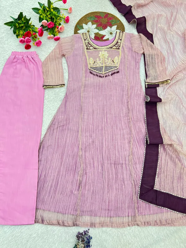 Rakhi_Special_A-Line_3_Pieces_Kurta_Set