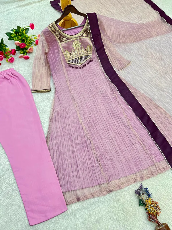 Rakhi_Special_A-Line_3_Pieces_Kurta_Set