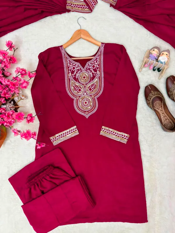 Rakhi_Special_Vichitra_Silk_Kurti_Plazzo_Dupatta_Set